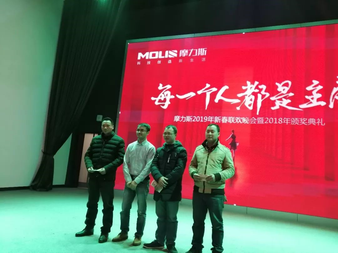 https://mmbiz.qpic.cn/mmbiz_jpg/qduzb1Dicw2Tqic3oG9xId10b0KDVS96fGXj2oGo1ibDZNFFMAgTrqCpFic07u774yiaeLk54IbehWodTvFNGcnV3Qg/640?wx_fmt=jpeg&wxfrom=5&wx_lazy=1&wx_co=1